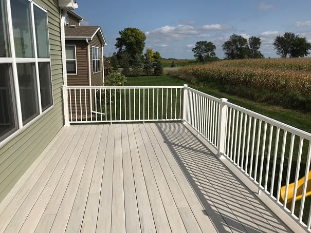 Composite deck